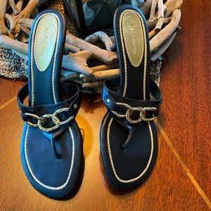 Kitten heel Liz Claiborne shoes